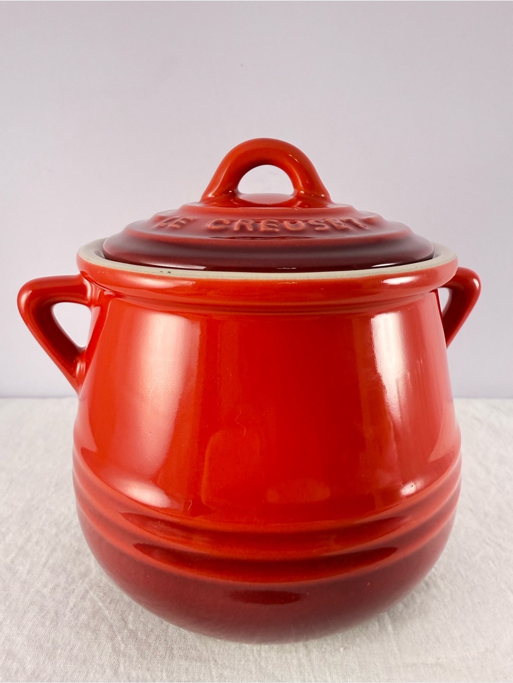 Le Creuset Red Ombré/Cerise Stoneware Mini Bean Pot with Lid